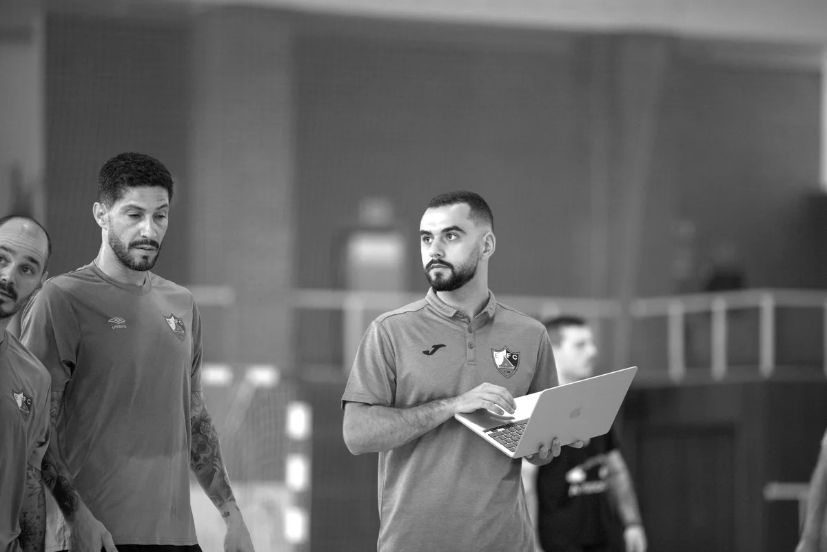Atleta em treino — acompanhamento real
